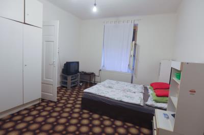 1izb byt na prvom poschod