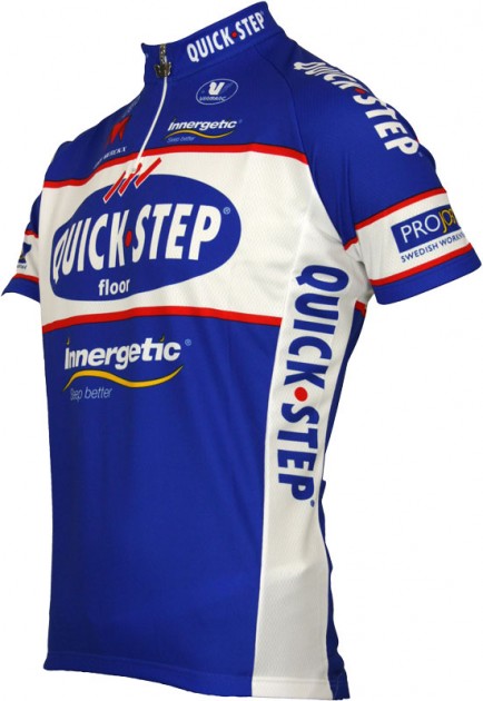 Dres s krátkym rukávom