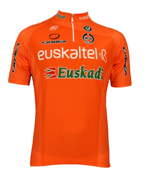 Dres s krátkym rukávom